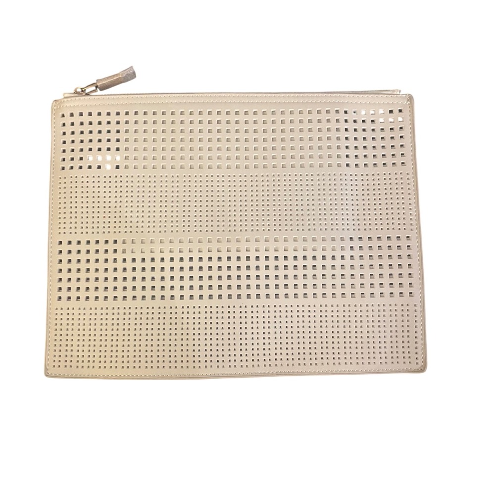 Deux Lux Perforated Clutch Ivory Leather Zip Top Pouch New - Picture 2 of 6